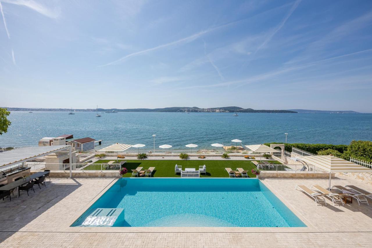 Villa Bella Vista Am Meer Trogir Exterior foto